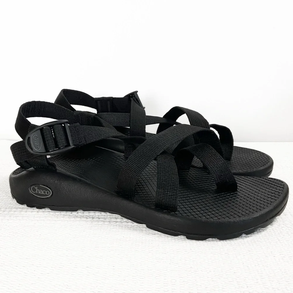 NIB Chaco Womens Z2 Classic Sandals Black size 10